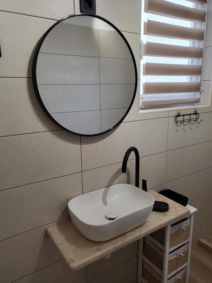 רוביני Licul Apartment מראה חיצוני תמונה