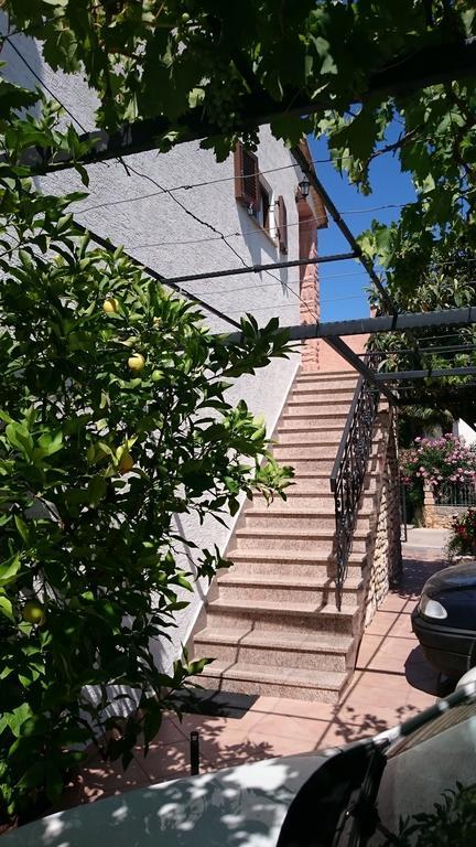 רוביני Licul Apartment חדר תמונה