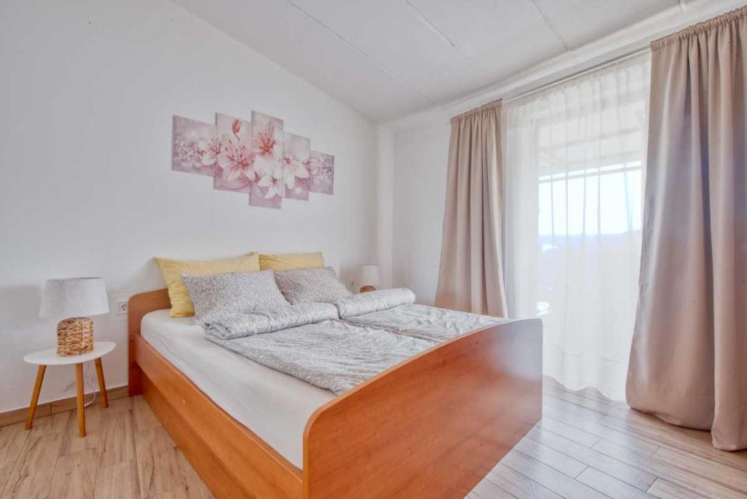 רוביני Licul Apartment מראה חיצוני תמונה